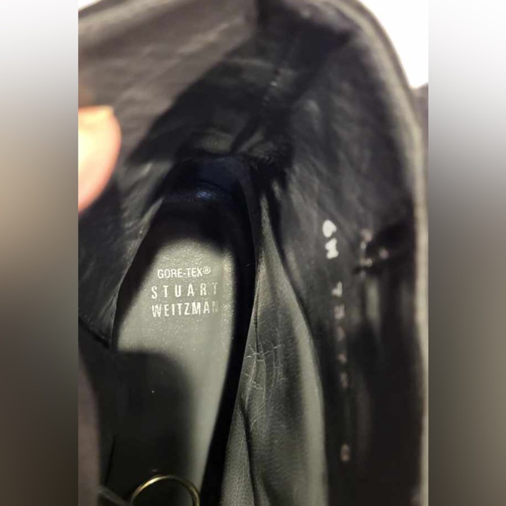 💎Price DROP....STUART WEITZMAN black Gore-tex kitten heel boots - Picture 2 of 6